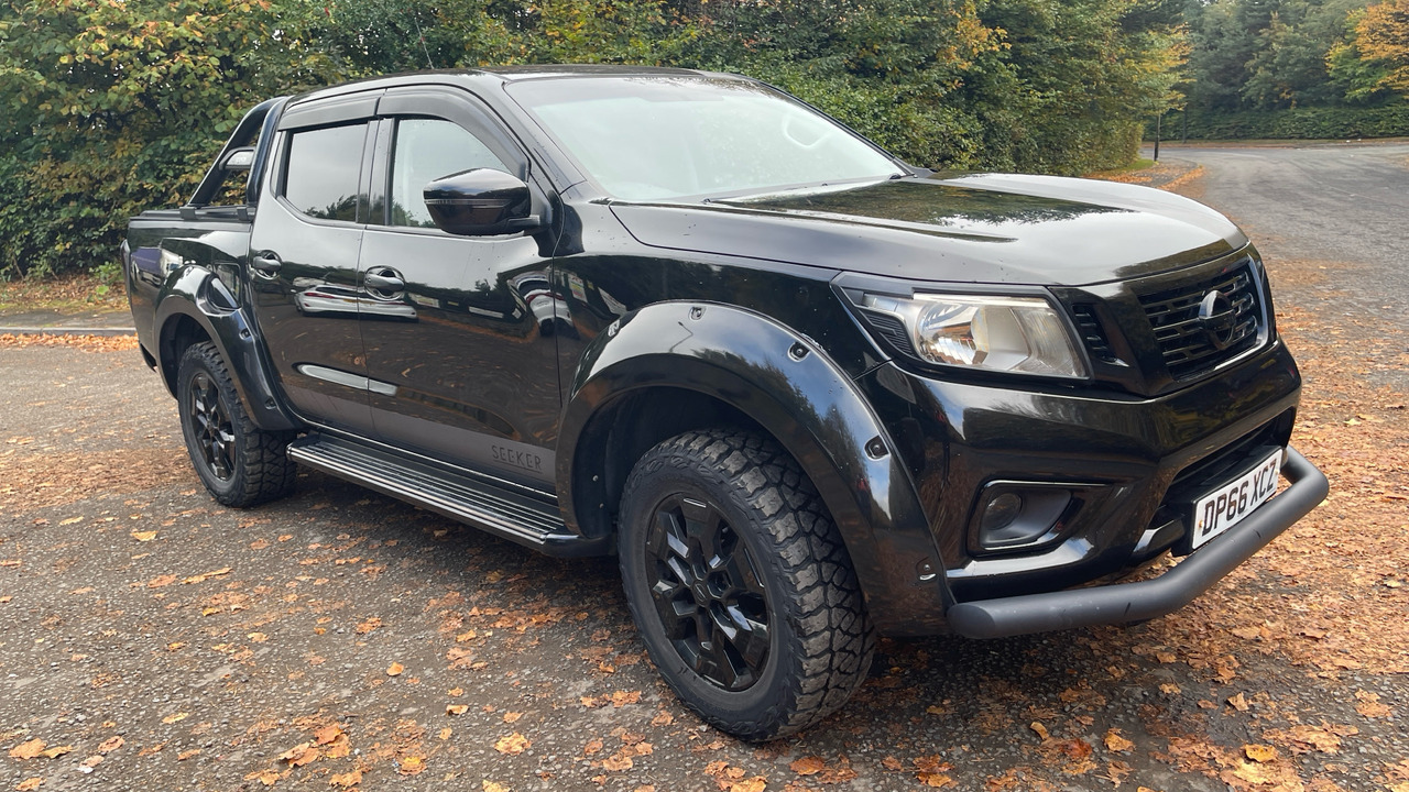 Nissan Navara 2.3 dCi 190 - Pickup truck, Combi van: picture 1 Nissan Navara 2.3 dCi 190 - Pickup truck, Combi van: picture 1
