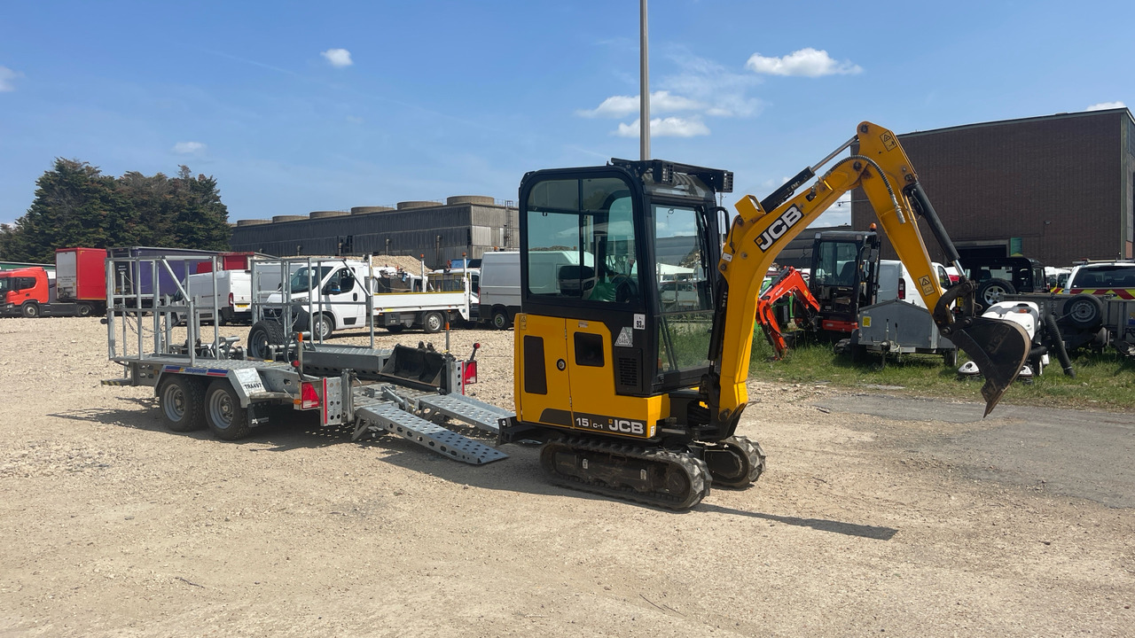 JCB 15C-1 - Other machinery: picture 1 JCB 15C-1 - Other machinery: picture 1