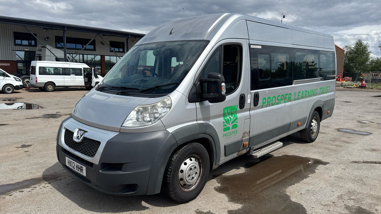 PEUGEOT BOXER 440 HDI - Minibus, Passenger van: picture 2 PEUGEOT BOXER 440 HDI - Minibus, Passenger van: picture 2