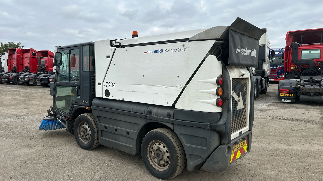 SCHMIDT SWINGO 200 - Road sweeper: picture 3 SCHMIDT SWINGO 200 - Road sweeper: picture 3