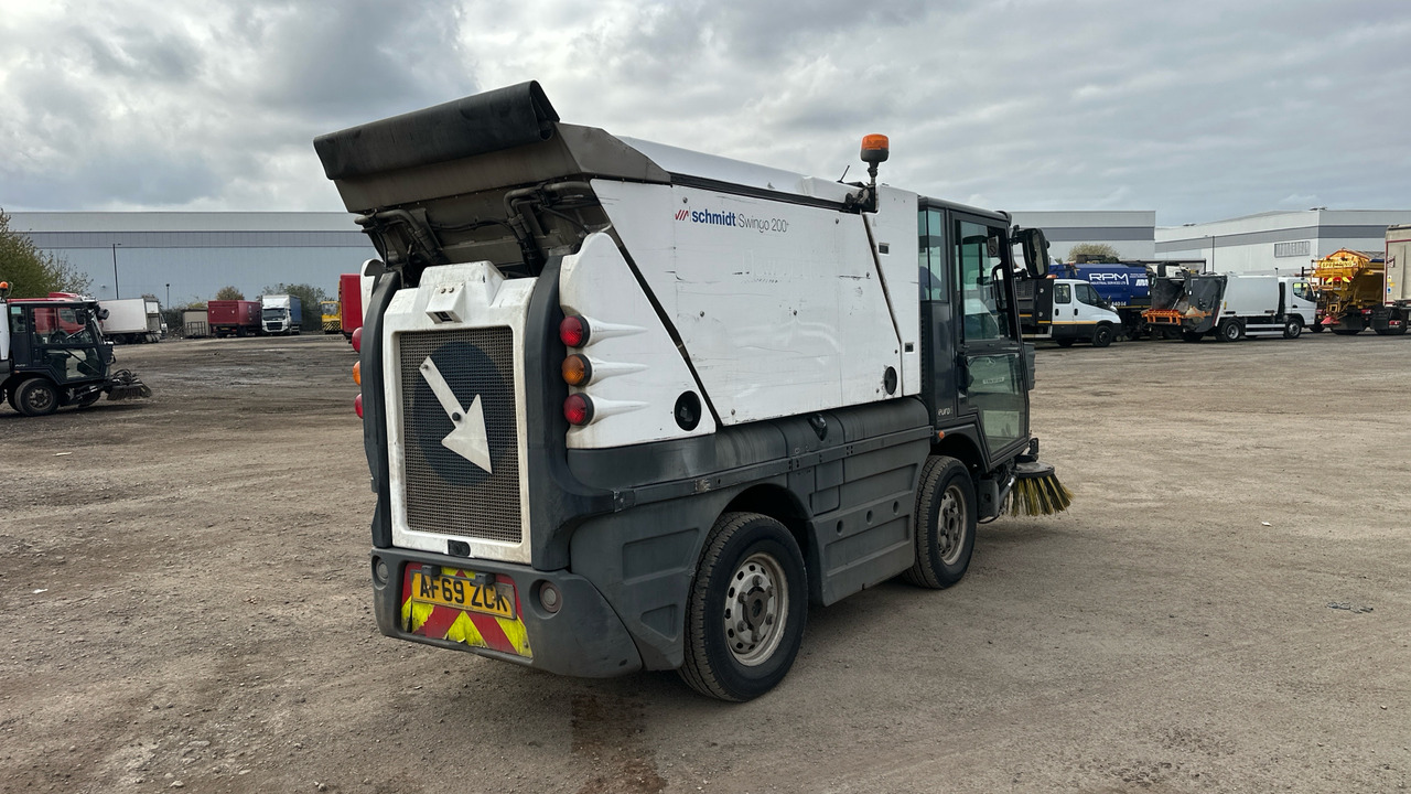 SCHMIDT SWINGO 200 - Road sweeper: picture 4 SCHMIDT SWINGO 200 - Road sweeper: picture 4