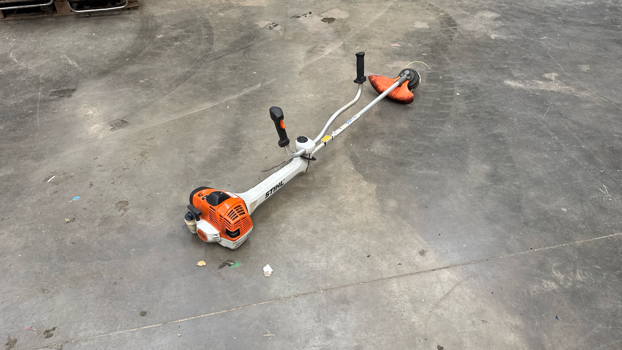STIHL FS490C STRIMMER - Construction equipment: picture 1 STIHL FS490C STRIMMER - Construction equipment: picture 1