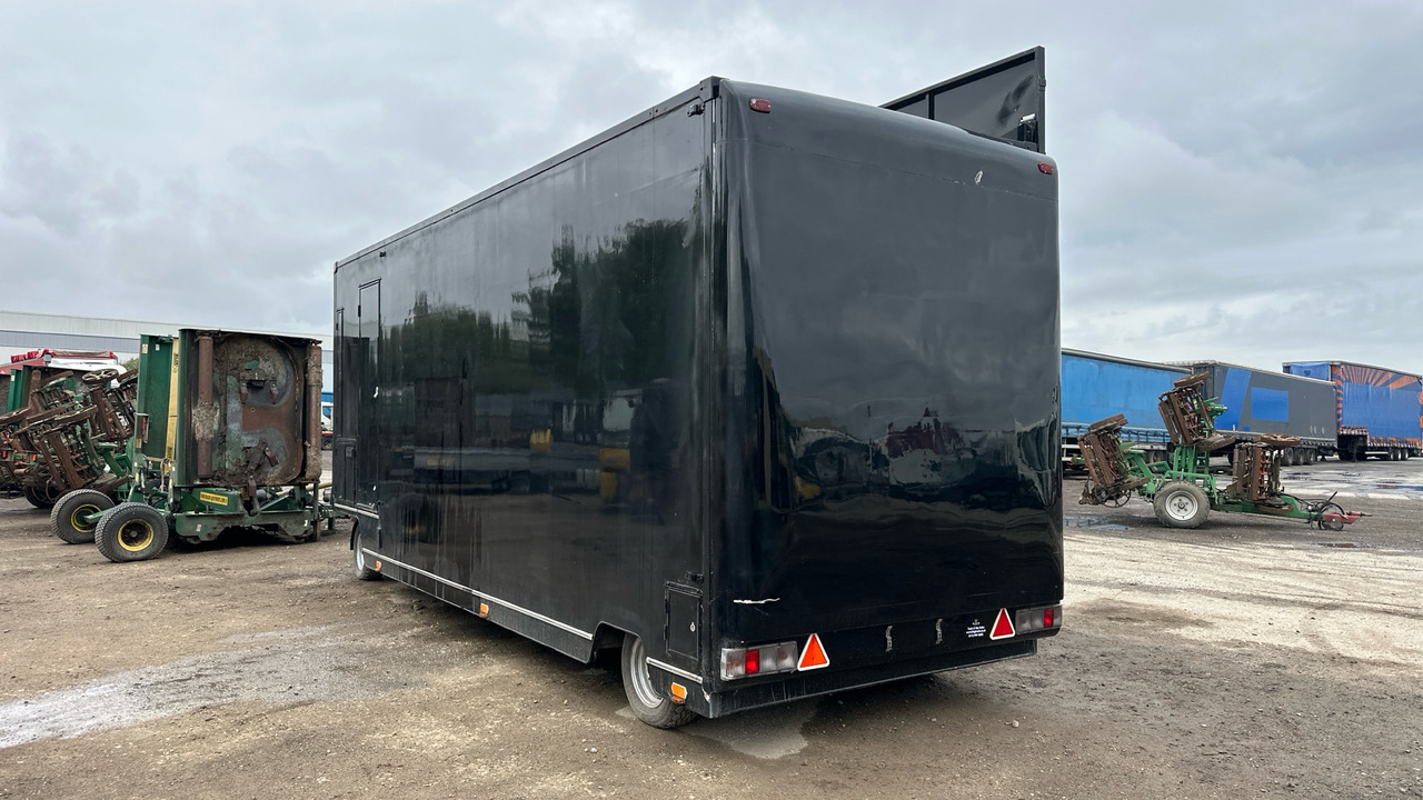 TORTON EXHIBTION TRAILER - Vending trailer: picture 3 TORTON EXHIBTION TRAILER - Vending trailer: picture 3