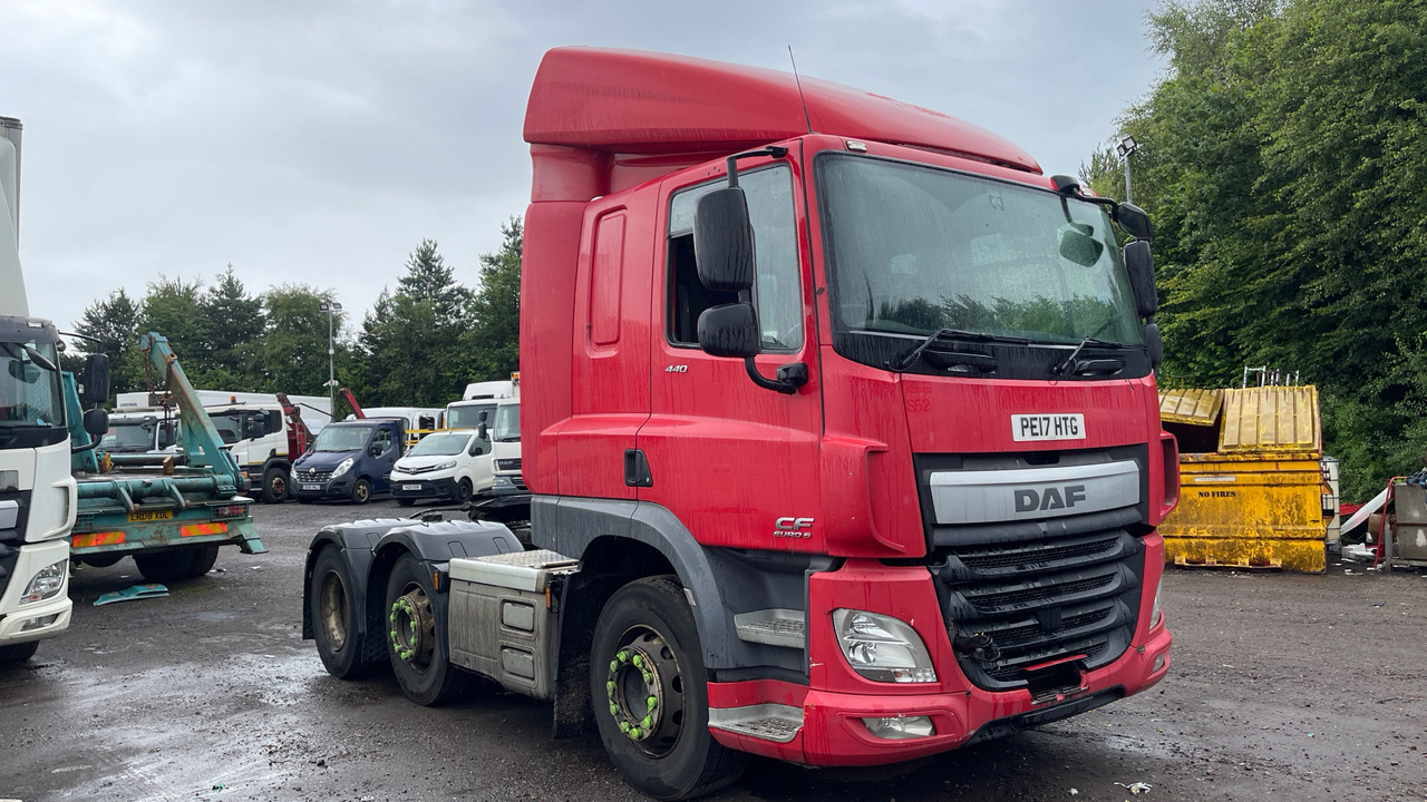 DAF CF 440 - Tractor unit: picture 1 DAF CF 440 - Tractor unit: picture 1