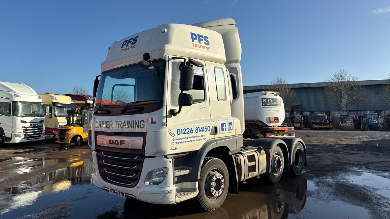 DAF CF 450 - Tractor unit: picture 2 DAF CF 450 - Tractor unit: picture 2