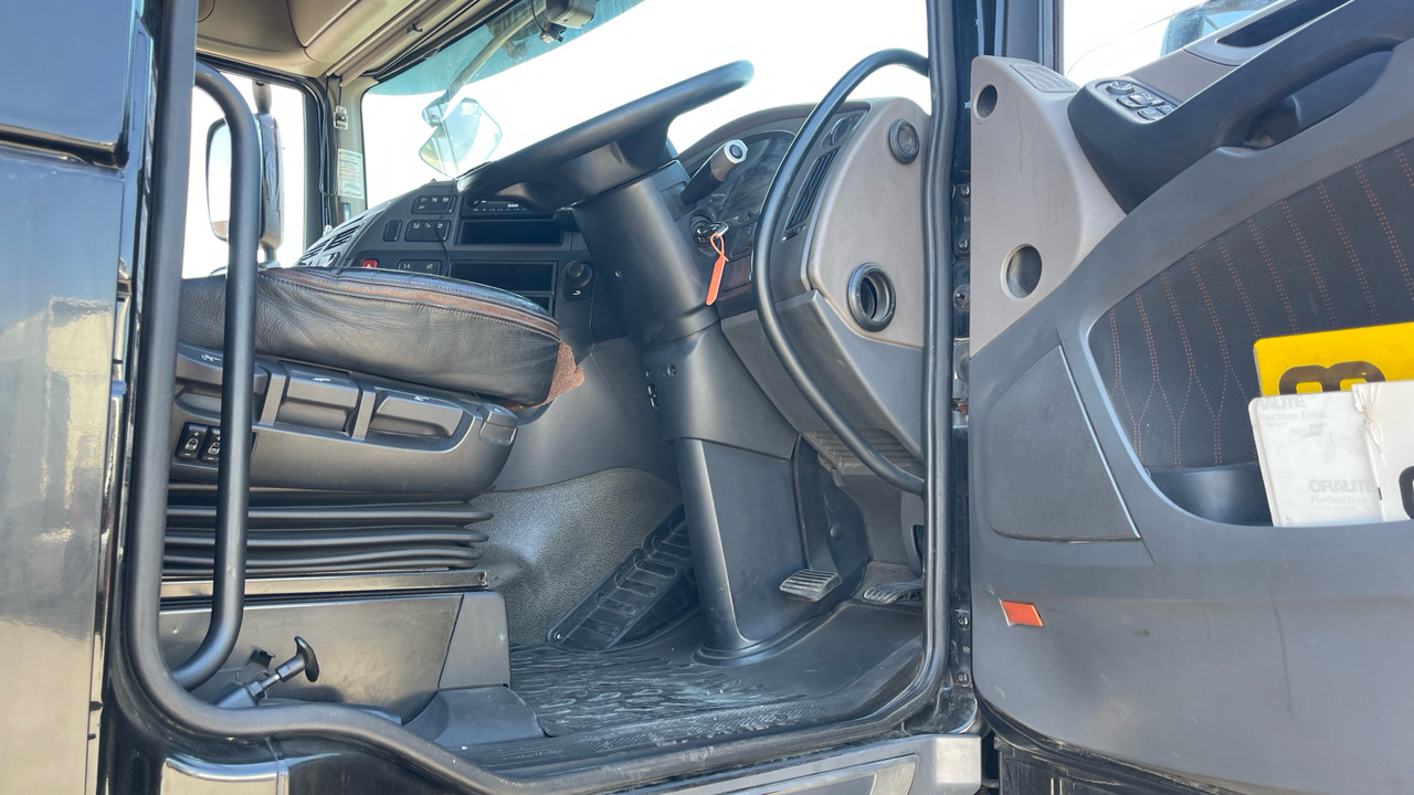 DAF XF 530 - Tractor unit: picture 5 DAF XF 530 - Tractor unit: picture 5
