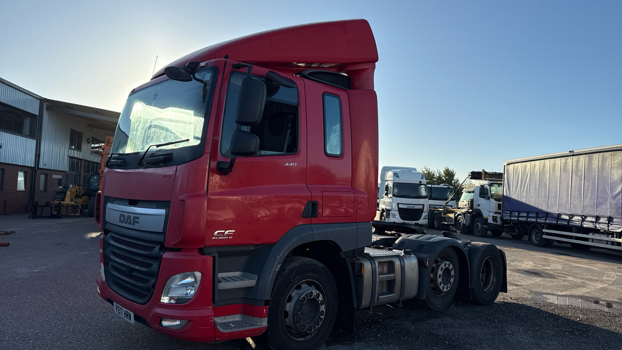 Daf CF 440 - Tractor unit: picture 2 Daf CF 440 - Tractor unit: picture 2