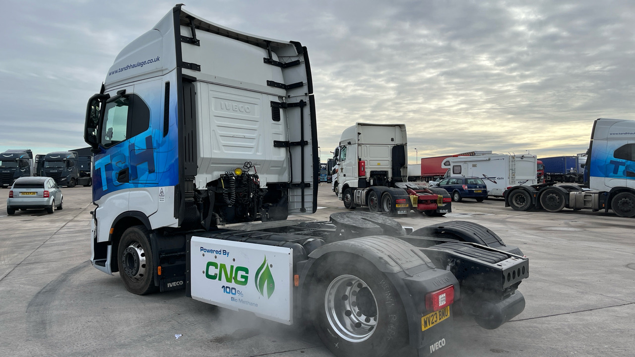 Iveco S-Way 460 - Tractor unit: picture 3 Iveco S-Way 460 - Tractor unit: picture 3