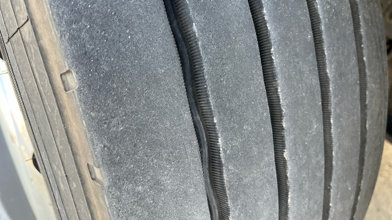 Tractor unit Iveco S-Way 530: picture 16