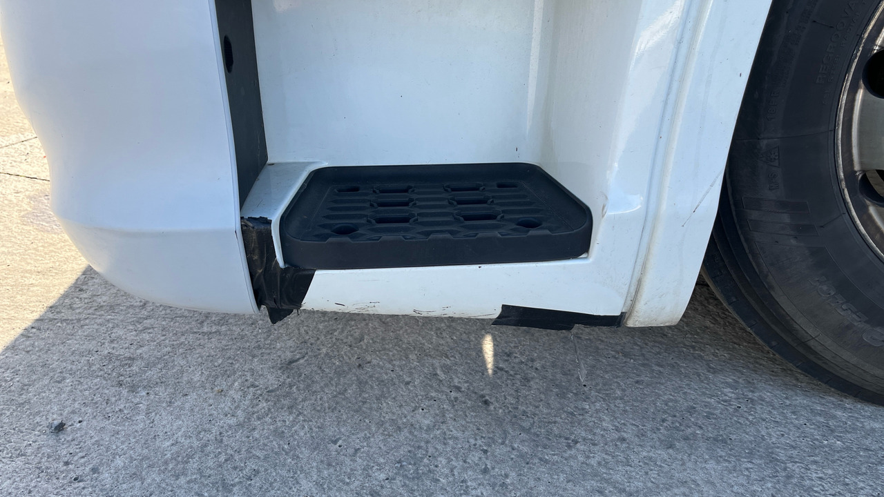 Tractor unit Iveco S-Way 530: picture 14