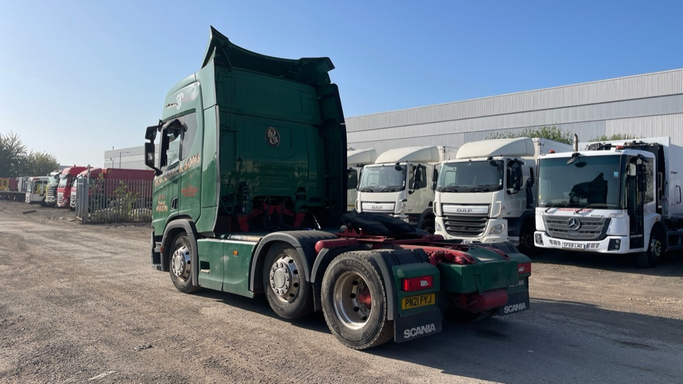 SCANIA R 450 EURO 6 - Tractor unit: picture 3 SCANIA R 450 EURO 6 - Tractor unit: picture 3