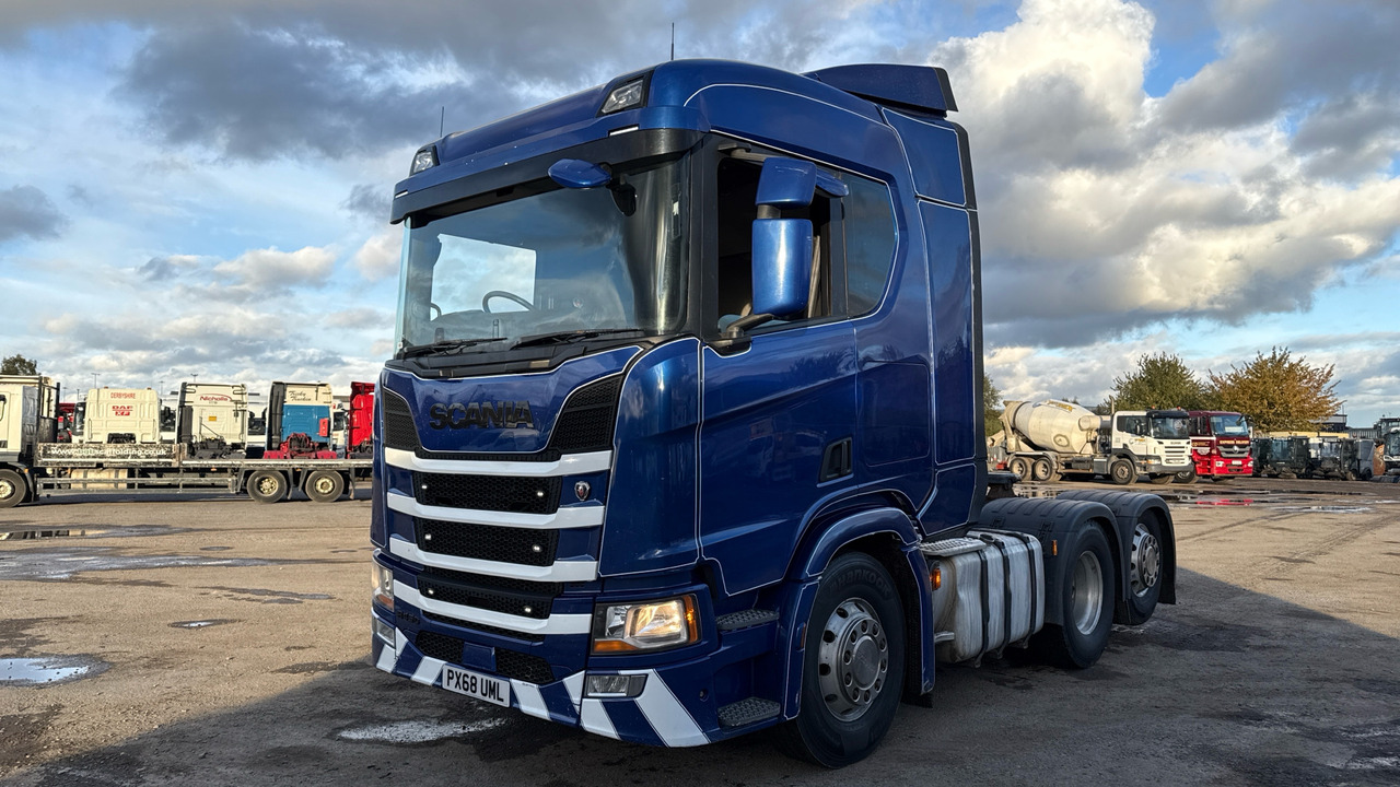 SCANIA R 450 - Tractor unit: picture 2 SCANIA R 450 - Tractor unit: picture 2