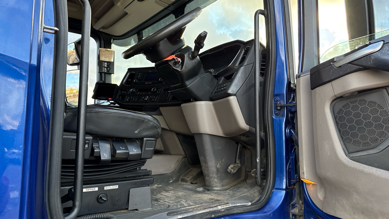SCANIA R 450 - Tractor unit: picture 5 SCANIA R 450 - Tractor unit: picture 5