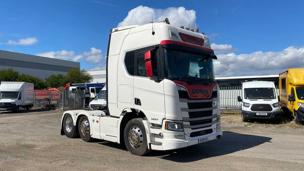SCANIA R 580 - Tractor unit: picture 2 SCANIA R 580 - Tractor unit: picture 2
