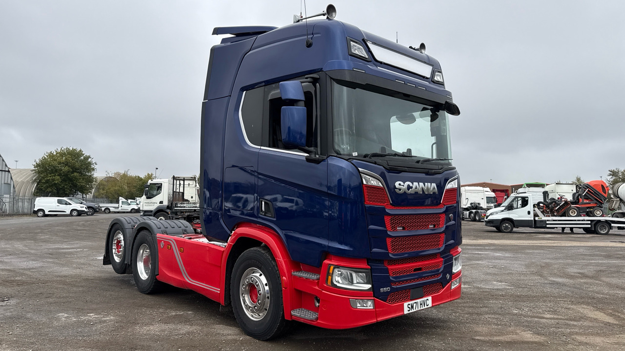 SCANIA R 660 V8 - Tractor unit: picture 1 SCANIA R 660 V8 - Tractor unit: picture 1