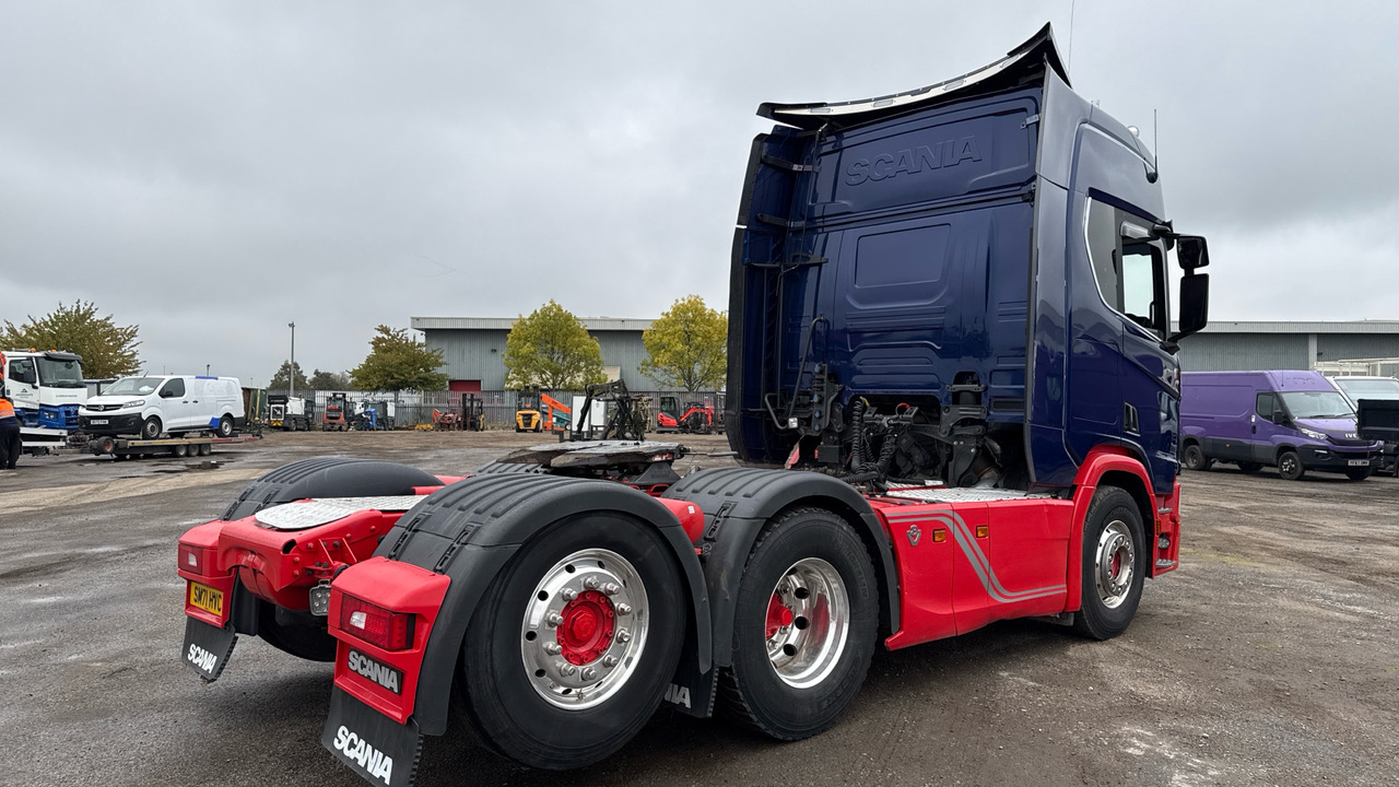 SCANIA R 660 V8 - Tractor unit: picture 4 SCANIA R 660 V8 - Tractor unit: picture 4