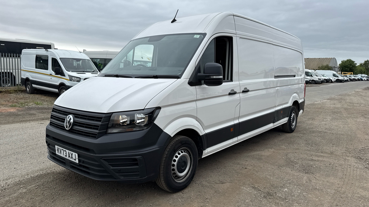 Volkswagen Crafter CR35 2.0 TDI STARTLINE 140PS - Panel van: picture 2 Volkswagen Crafter CR35 2.0 TDI STARTLINE 140PS - Panel van: picture 2