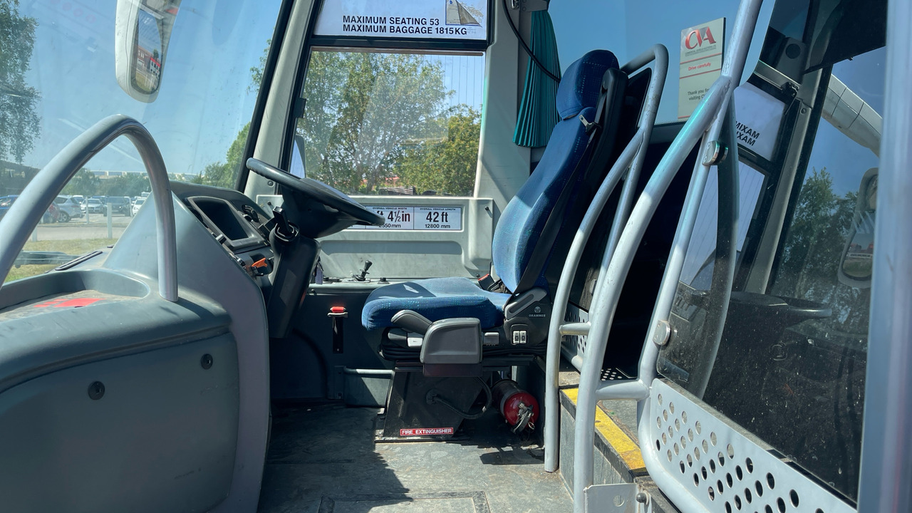 Volvo B9R PLAXTON PANTHER - Coach: picture 5 Volvo B9R PLAXTON PANTHER - Coach: picture 5