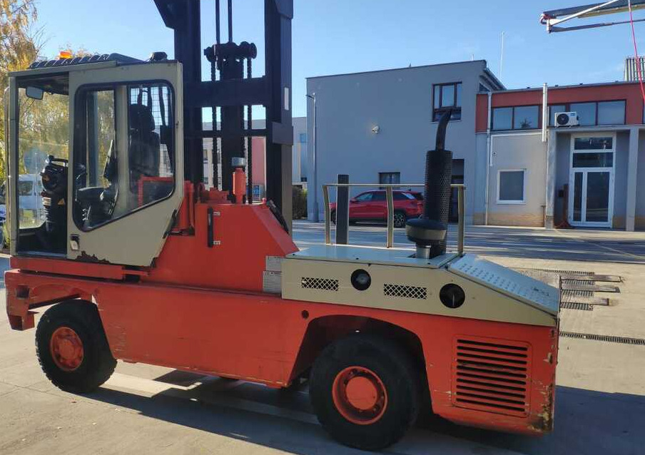 Terex SF50U - Side loader: picture 5 Terex SF50U - Side loader: picture 5