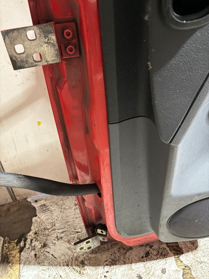Atego Beifahrertür,rot,Innenverkleidung LN 21 - Door and parts for Truck: picture 4 Atego Beifahrertür,rot,Innenverkleidung LN 21 - Door and parts for Truck: picture 4