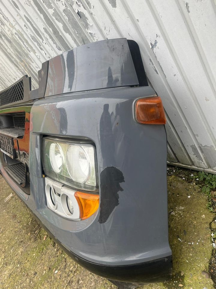 IVECO Stralis 450 Stoßstange - Bumper for Truck: picture 3 IVECO Stralis 450 Stoßstange - Bumper for Truck: picture 3