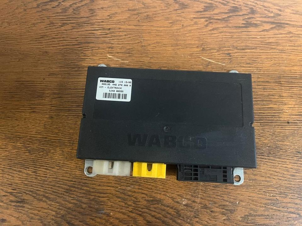 IVECO WABCO VCM-ELEKTRONIK Steuergerät 504086555 - ECU: picture 2 IVECO WABCO VCM-ELEKTRONIK Steuergerät 504086555 - ECU: picture 2