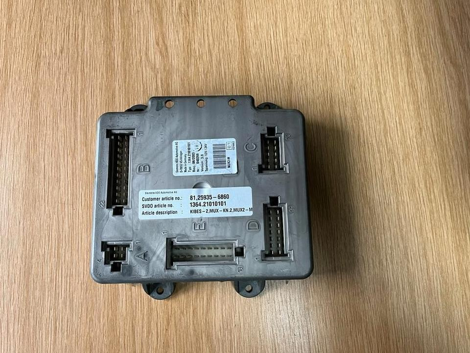 MAN Siemens VDO MUX2-M Steuergerät 81.25935-6860 - ECU for Truck: picture 1 MAN Siemens VDO MUX2-M Steuergerät 81.25935-6860 - ECU for Truck: picture 1