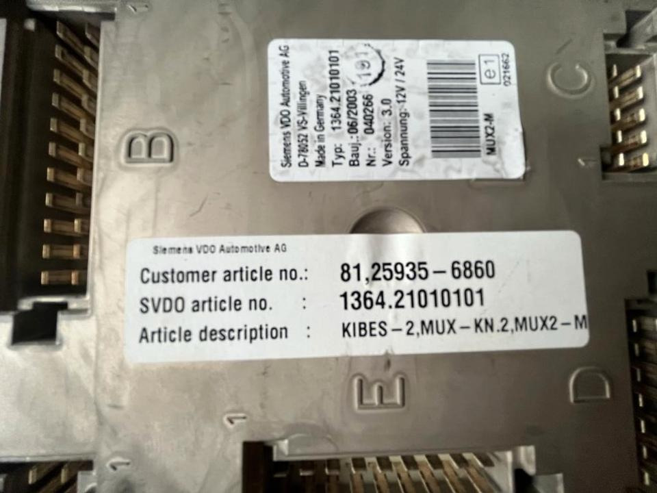 MAN Siemens VDO MUX2-M Steuergerät 81.25935-6860 - ECU for Truck: picture 2 MAN Siemens VDO MUX2-M Steuergerät 81.25935-6860 - ECU for Truck: picture 2