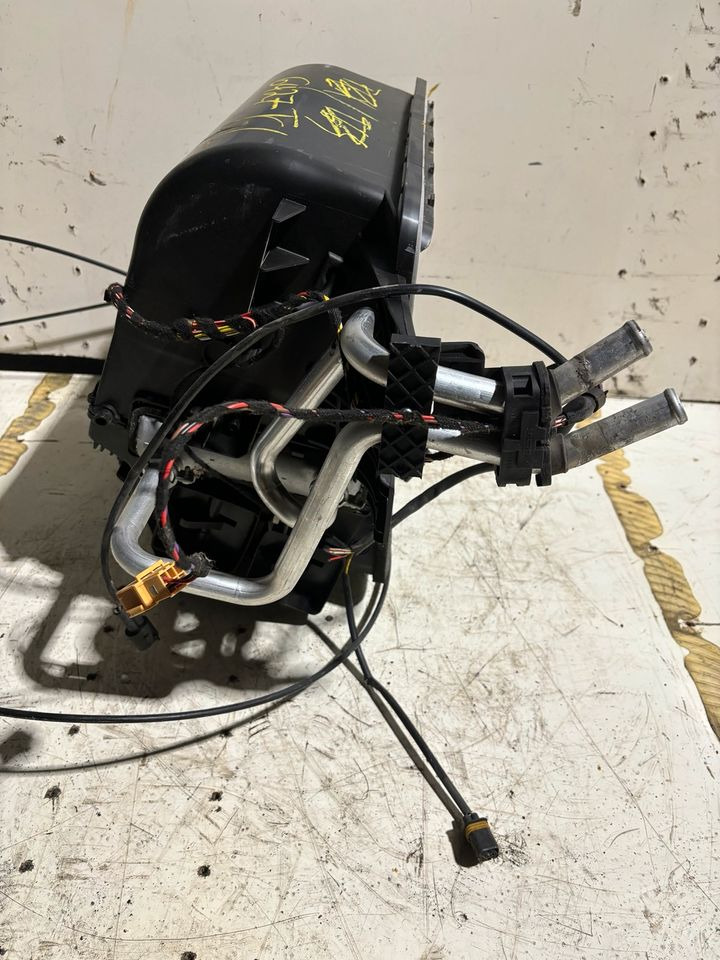 MAN TGL Innenraum Gebläse/Heizung 81.61900.6427 - Heating/ Ventilation for Truck: picture 3 MAN TGL Innenraum Gebläse/Heizung 81.61900.6427 - Heating/ Ventilation for Truck: picture 3