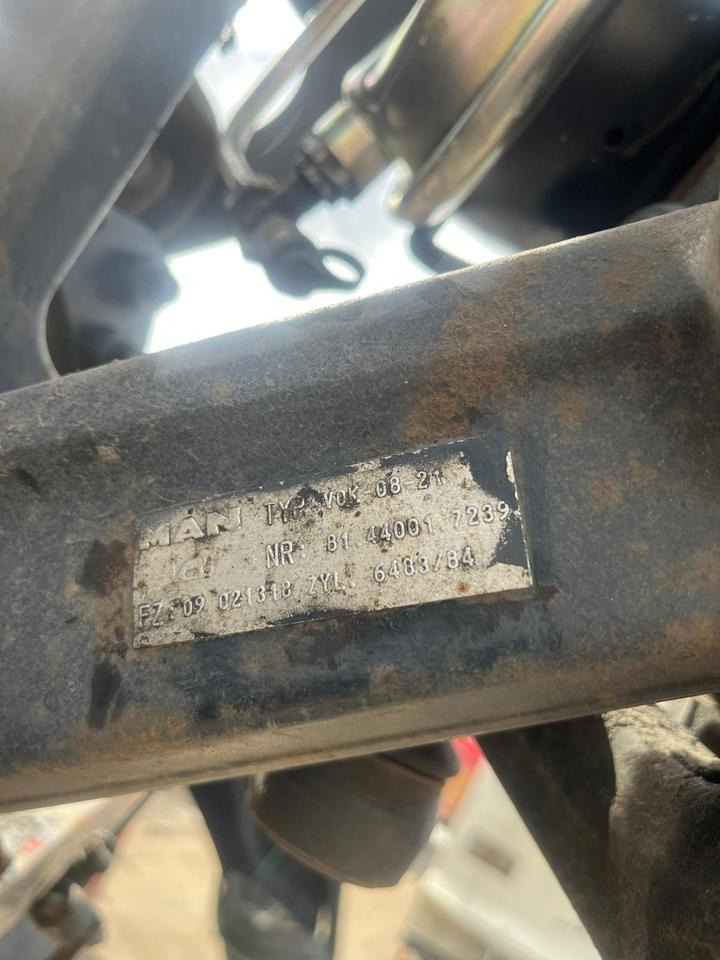 MAN TGM Vorderachse 18 Tonner 81.44001.7239 - Front axle for Truck: picture 3 MAN TGM Vorderachse 18 Tonner 81.44001.7239 - Front axle for Truck: picture 3