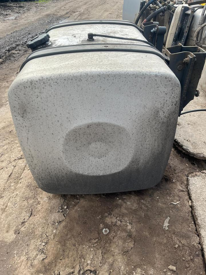 MAN TGX EU6  RN002 Dieseltank Tank Tankbehälter 460L - Fuel tank for Truck: picture 5 MAN TGX EU6  RN002 Dieseltank Tank Tankbehälter 460L - Fuel tank for Truck: picture 5
