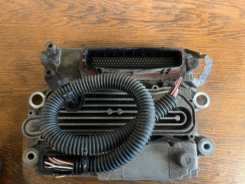 Mercedes Actros MP4 Auspuffsteuergerät A0004464954 - ECU for Truck: picture 2 Mercedes Actros MP4 Auspuffsteuergerät A0004464954 - ECU for Truck: picture 2