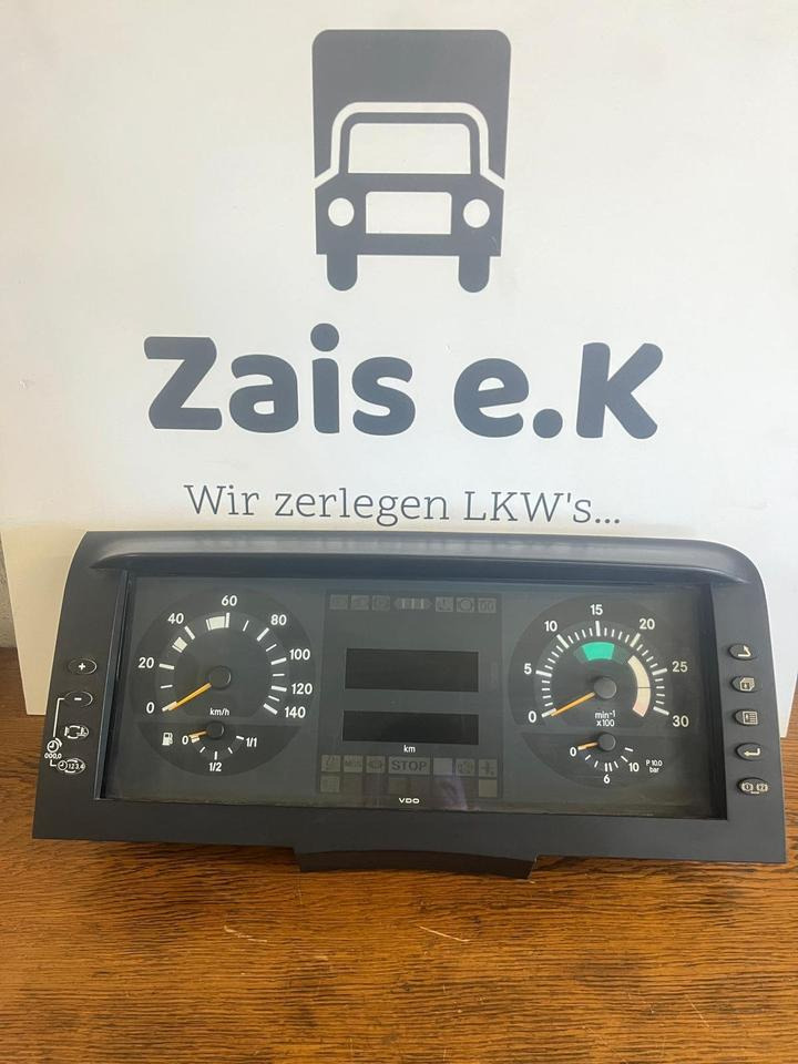 Mercedes Atego 1 Kombiinstrument / Tacho A0014462721 - Dashboard: picture 1 Mercedes Atego 1 Kombiinstrument / Tacho A0014462721 - Dashboard: picture 1