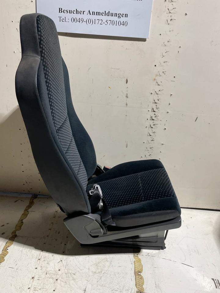 Mercedes Atego 3 Beifahrersitz - Seat for Truck: picture 3 Mercedes Atego 3 Beifahrersitz - Seat for Truck: picture 3