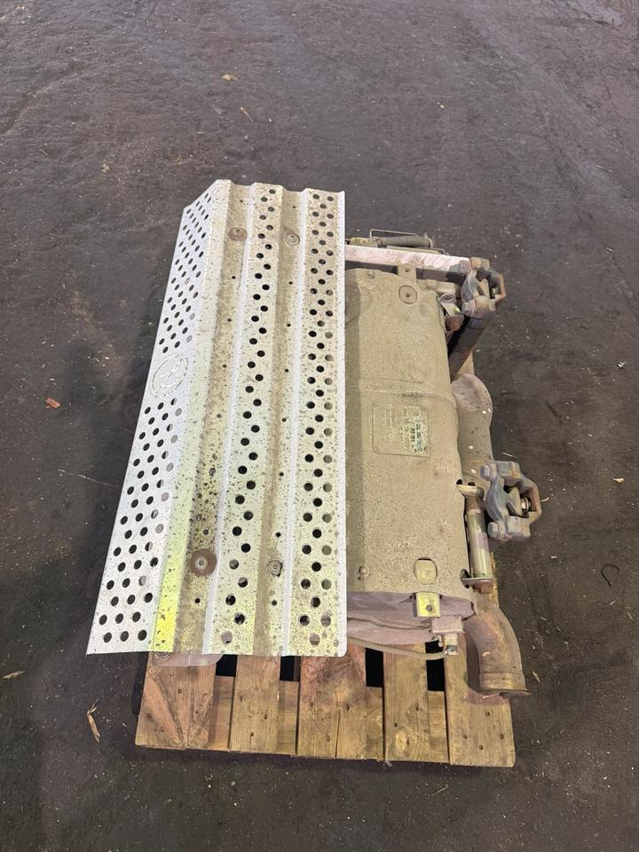 Mercedes Atego 4 EU6 Auspuff Katalysator A0044902812 - Catalytic converter for Truck: picture 2 Mercedes Atego 4 EU6 Auspuff Katalysator A0044902812 - Catalytic converter for Truck: picture 2