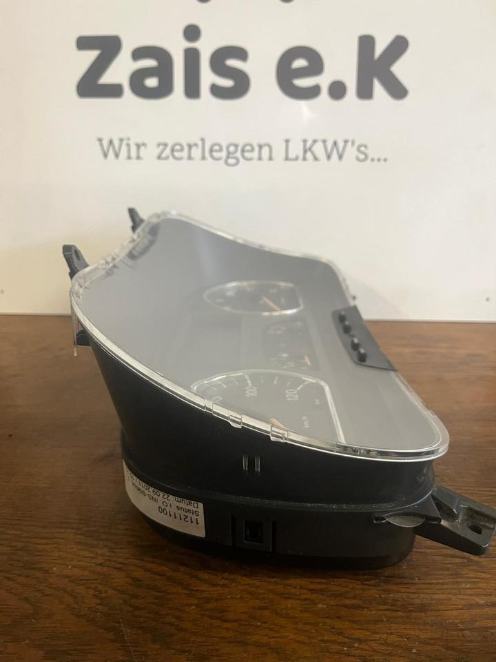 Mercedes-Benz Kombiinstrument / Tacho A0054464621 - Dashboard: picture 4 Mercedes-Benz Kombiinstrument / Tacho A0054464621 - Dashboard: picture 4