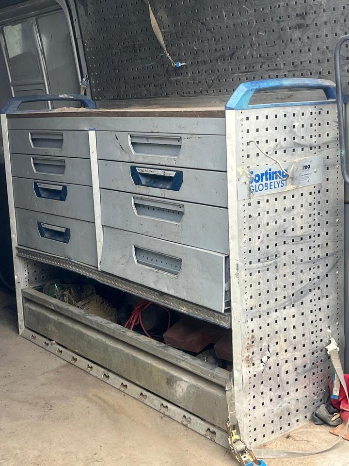 Mercedes-Benz Sprinter 313 CDI Sortimo Fahrzeugeinrichtung - Workshop equipment: picture 4 Mercedes-Benz Sprinter 313 CDI Sortimo Fahrzeugeinrichtung - Workshop equipment: picture 4