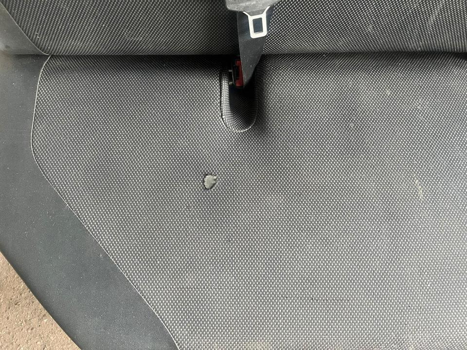 Mercedes Sprinter 4er-Sitzbank Hinten - Seat for Truck: picture 3 Mercedes Sprinter 4er-Sitzbank Hinten - Seat for Truck: picture 3