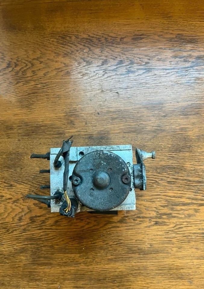 Mercedes Vito Hydraulikblock ABS Pumpe A0014460989 - Hydraulics for Truck: picture 1 Mercedes Vito Hydraulikblock ABS Pumpe A0014460989 - Hydraulics for Truck: picture 1