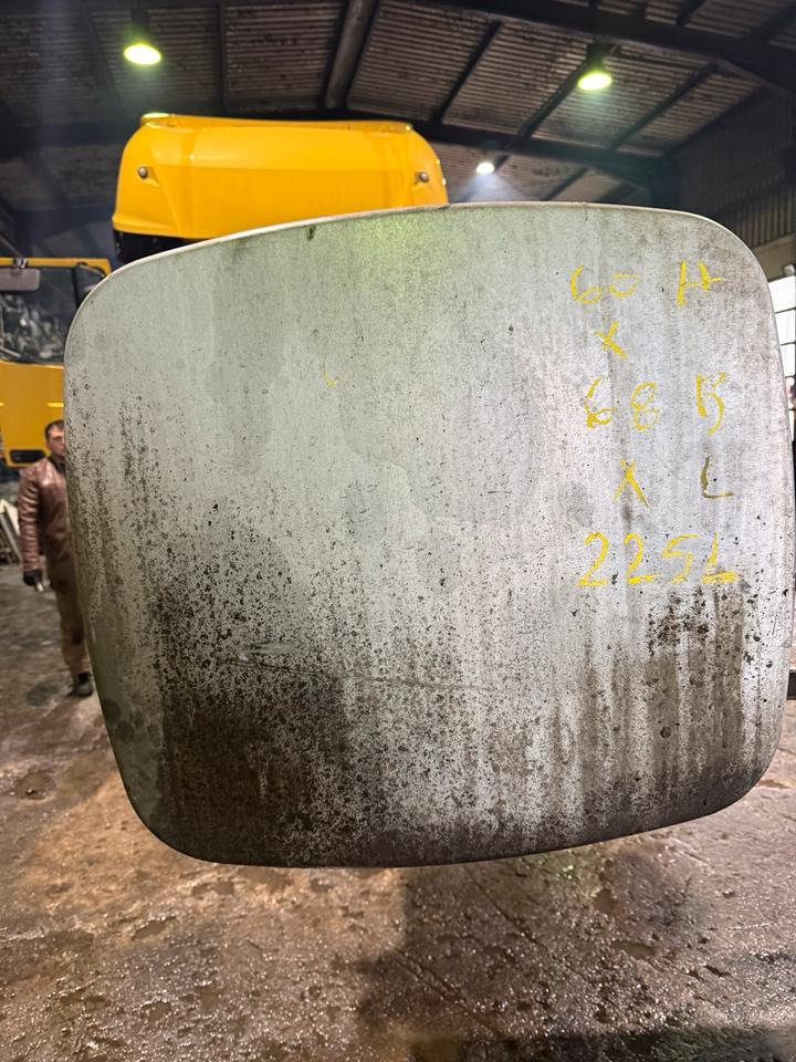 DAF XF 105.460 Dieseltank, Tank, AlutankCa. 850 Liter - Spare parts: picture 5 DAF XF 105.460 Dieseltank, Tank, AlutankCa. 850 Liter - Spare parts: picture 5