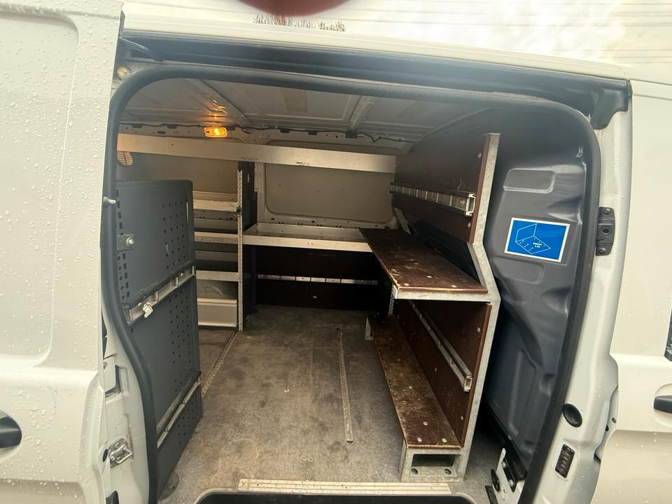 Fahrzeugeinrichtung ( Regale ) Mercedes Vito - Spare parts for Truck: picture 2 Fahrzeugeinrichtung ( Regale ) Mercedes Vito - Spare parts for Truck: picture 2