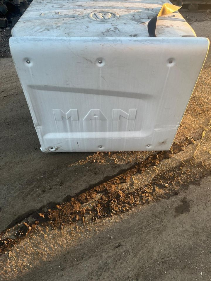 MAN TGS EU6 Katalysator / Auspuff 81151036115 - Spare parts: picture 1 MAN TGS EU6 Katalysator / Auspuff 81151036115 - Spare parts: picture 1