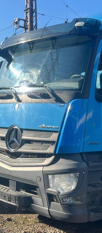 Mercedes Antos 1843 EU6 Frontpaket - Spare parts: picture 3 Mercedes Antos 1843 EU6 Frontpaket - Spare parts: picture 3