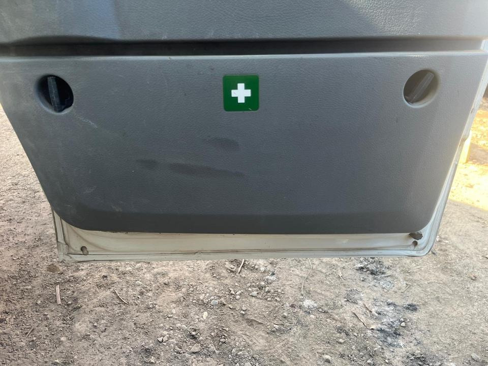 VW Crafter Beifahrertür, Tür rechts weiß mit Spiegel - Spare parts: picture 5 VW Crafter Beifahrertür, Tür rechts weiß mit Spiegel - Spare parts: picture 5