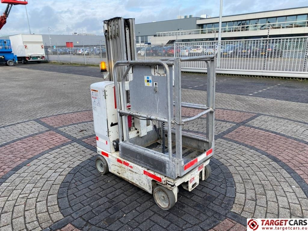 Genie GR-20 RunAbout Electric Vertical Mast Lift 802cm - Vertical mast lift: picture 2 Genie GR-20 RunAbout Electric Vertical Mast Lift 802cm - Vertical mast lift: picture 2