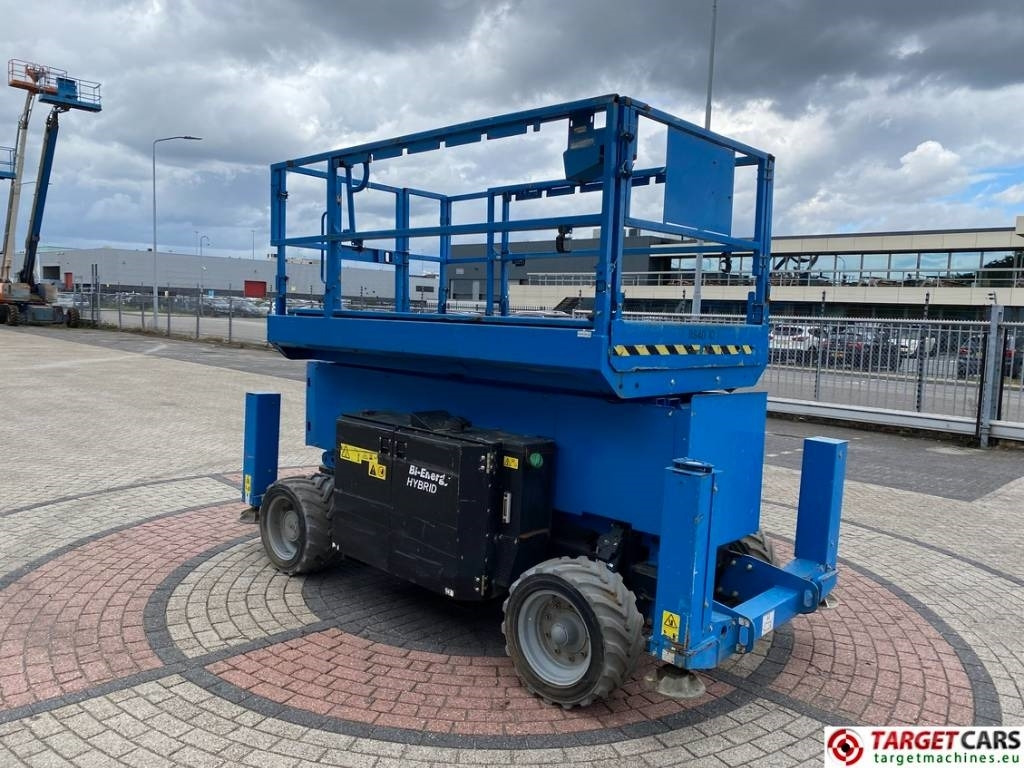 Genie GS-4069BE HyBrid Scissor Work Lift 1412cm - Scissor lift: picture 2 Genie GS-4069BE HyBrid Scissor Work Lift 1412cm - Scissor lift: picture 2