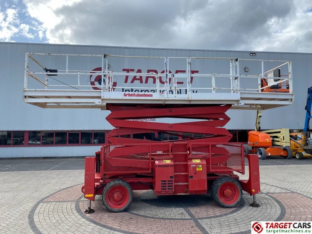 Genie GS-4390RT Diesel 4x4 Scissor Work LIft 1511cm - Scissor lift: picture 5 Genie GS-4390RT Diesel 4x4 Scissor Work LIft 1511cm - Scissor lift: picture 5