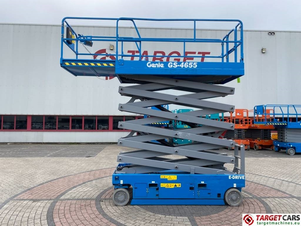 Genie GS-4655 Electric E-Drive Scissor Work Lift 1595cm - Scissor lift: picture 5 Genie GS-4655 Electric E-Drive Scissor Work Lift 1595cm - Scissor lift: picture 5
