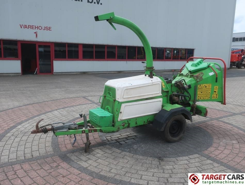 Greenmech Wood Chipper Diesel (engine issue) - Wood chipper: picture 1 Greenmech Wood Chipper Diesel (engine issue) - Wood chipper: picture 1