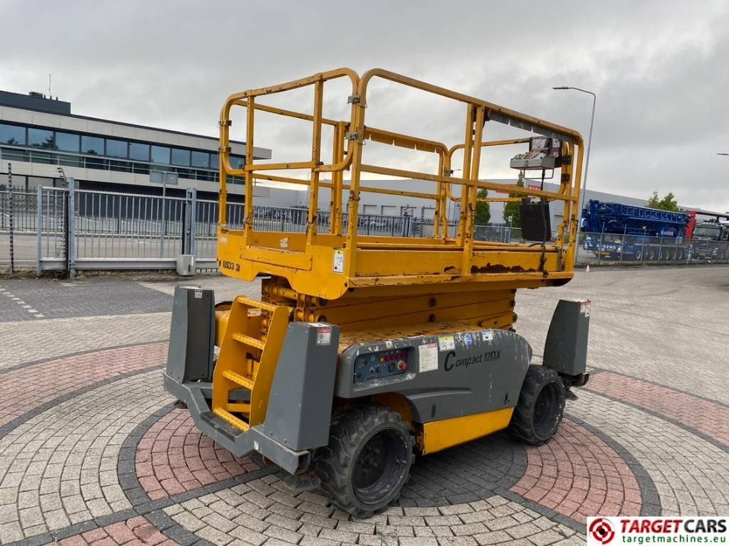 Haulotte Compact 12DX Diesel 4x4 Scissor Work Lift 1206cm - Scissor lift: picture 3 Haulotte Compact 12DX Diesel 4x4 Scissor Work Lift 1206cm - Scissor lift: picture 3